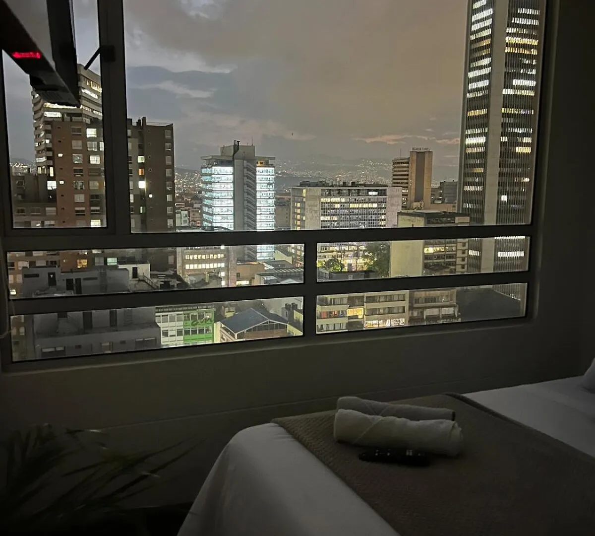 Moderno Apto, Vista Panoramica, Zona Universitaria بوغوتا